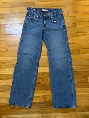 Levi’s low-loose blue jeans